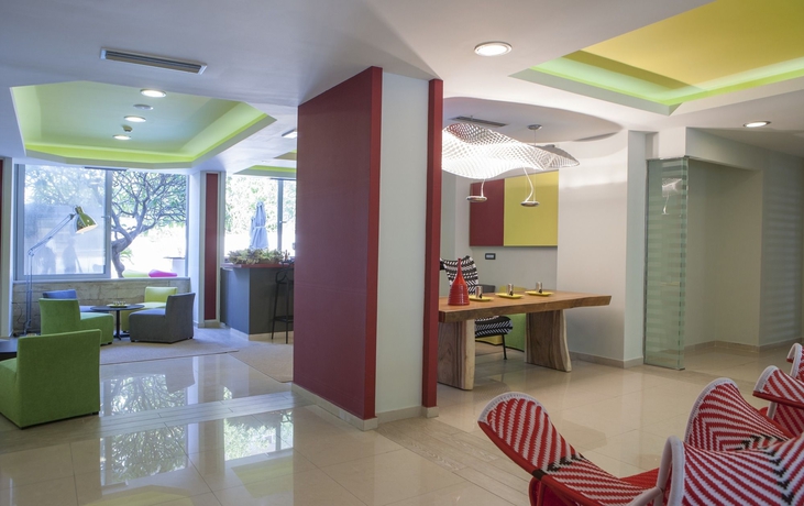 Imagen de los interiores del Hotel Aquamare City+beach. Foto 13