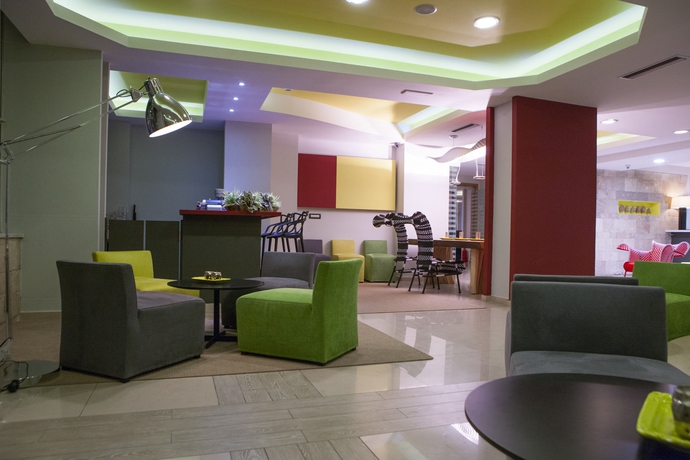 Imagen de los interiores del Hotel Aquamare City+beach. Foto 14