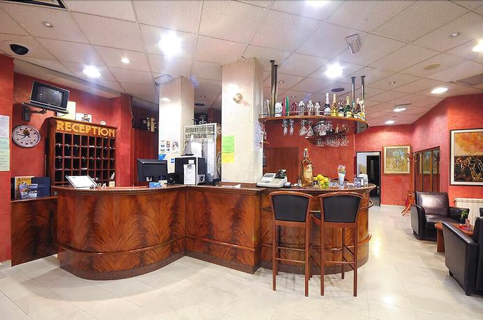 Imagen de los interiores del Hotel Aquamarin. Foto 8