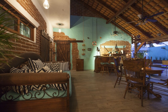 Imagen de los interiores del Hotel Aquamarina Boutique. Foto 16