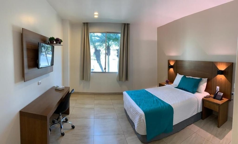 Imagen de la habitación del Hotel Aquamarina Manta. Foto 12
