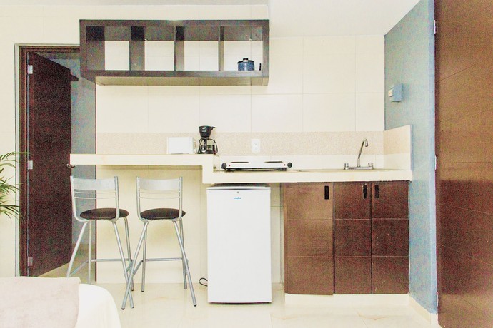 Imagen de la habitación del Hotel Aquamarina Suites. Foto 4