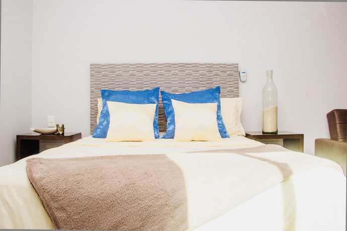 Imagen de la habitación del Hotel Aquamarina Suites. Foto 15