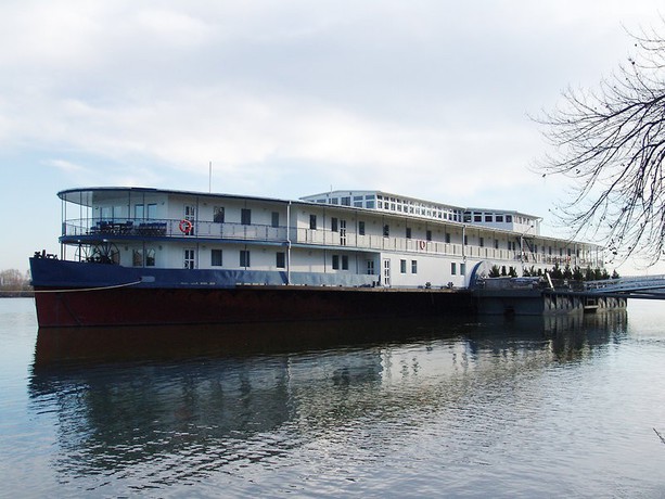 Imagen general del Hotel Aquamarina Visegr&aacute;d. Foto 3