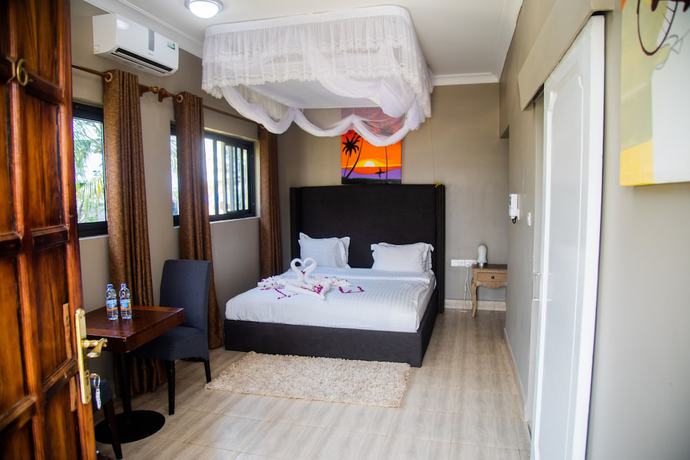 Imagen de la habitación del Hotel Aquamarina and Villas. Foto 12