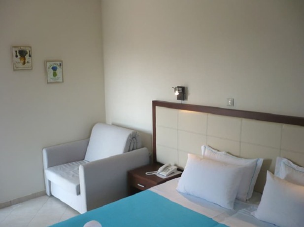 Imagen de la habitación del Hotel Aquamarine. Foto 16
