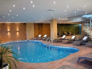 Imagen de la piscina del Hotel Aquamarine Hotel and Spa. Foto 8