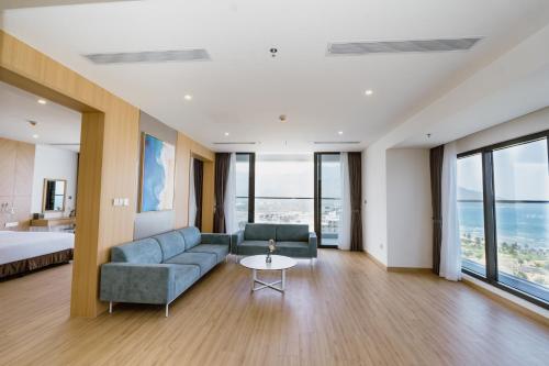 Imagen de la habitación del Hotel Aquamarine Resort Cam Ranh. Foto 19