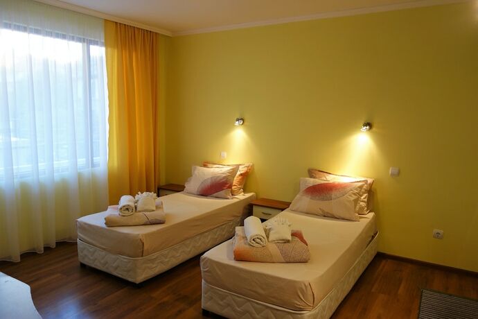 Imagen general del Hotel Aquamarine, Sozopol. Foto 8