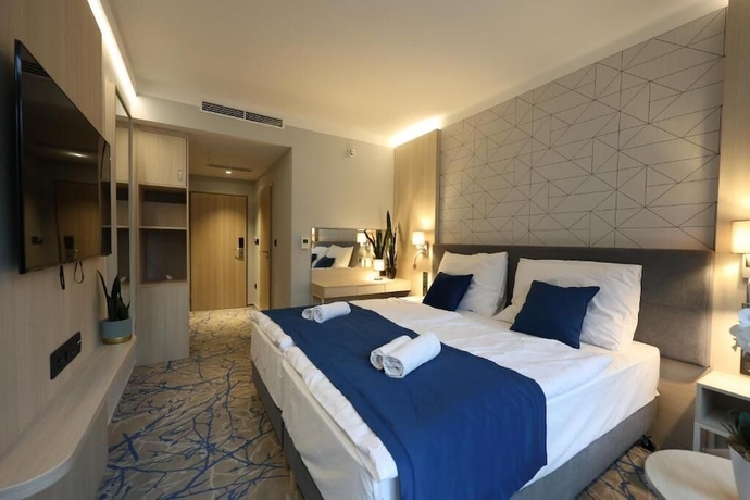 Imagen de la habitación del Hotel Aquamed Hark&aacute;ny. Foto 9