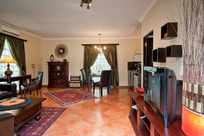 Imagen de la habitación del Hotel Aquanzi Lodge. Foto 18