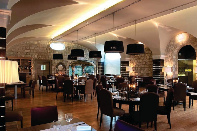 Imagen del bar/restaurante del Hotel Aquapetra Resort and Spa. Foto 2