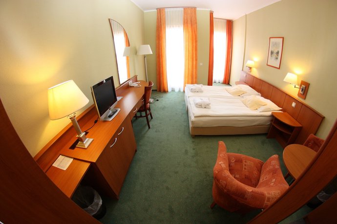 Imagen de la habitación del Hotel Aquarell. Foto 2