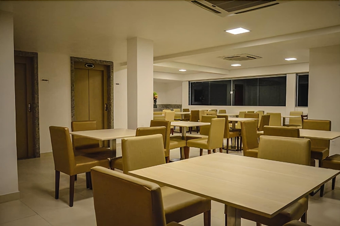 Imagen del bar/restaurante del Hotel Aquarena. Foto 4