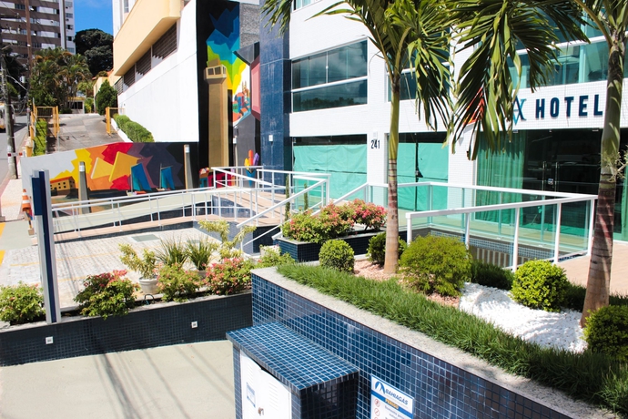 Imagen de los exteriores del Hotel Aquarena. Foto 13