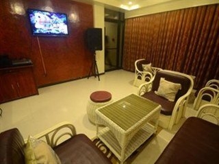 Imagen de la habitación del Hotel Aquari Travellers Suites. Foto 7