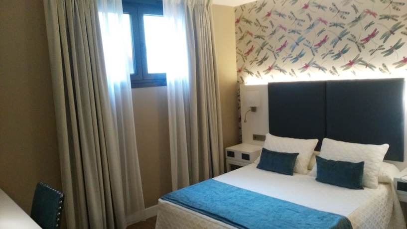 Imagen de la habitación del Hotel Aquaria Caneli&ntilde;as. Foto 18