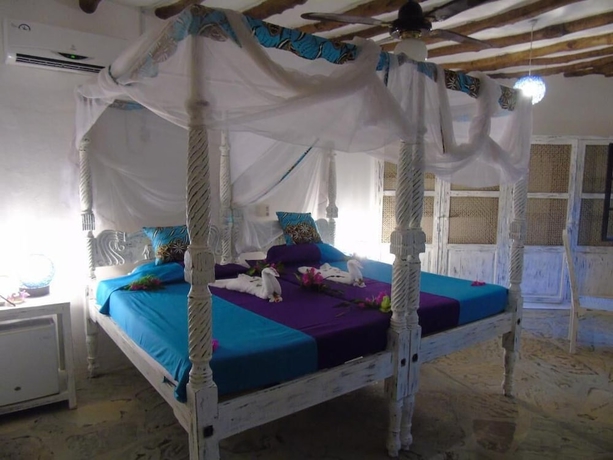 Imagen de la habitación del Hotel Aquarius Club International Resort. Foto 9