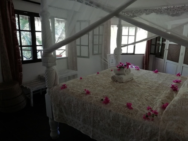 Imagen de la habitación del Hotel Aquarius Club International Resort. Foto 10