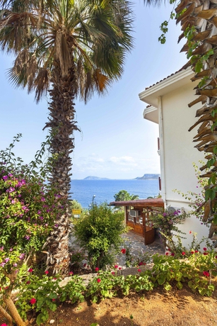 Imagen de los exteriores del Hotel Aquarius, Kas. Foto 8