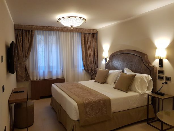 Imagen de la habitación del Hotel Aquarius Venice. Foto 8