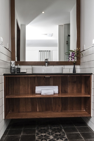 Imagen de la habitación del Hotel Aquarius and Urban Resort Phnom Penh. Foto 9