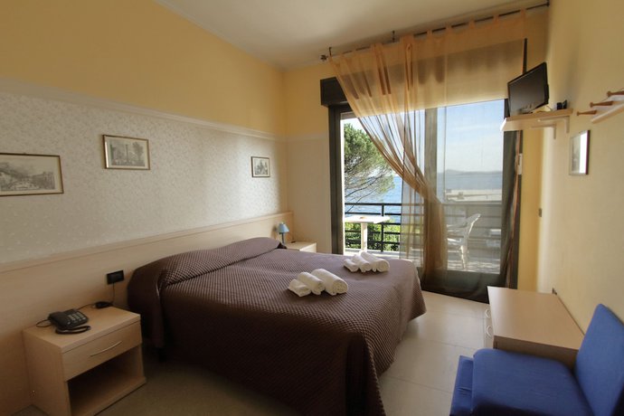 Imagen de la habitación del Hotel Aquavite. Foto 14