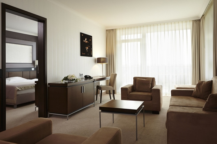 Imagen de los interiores del Hotel Aquaworld Resort Budapest. Foto 10