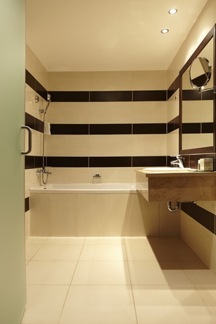 Imagen de la habitación del Hotel Aquaworld Resort Budapest. Foto 5