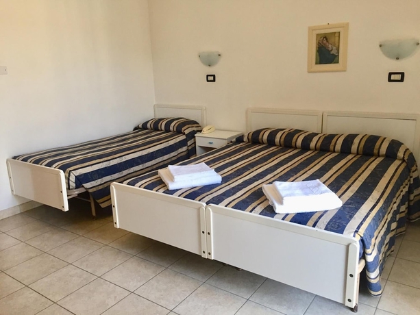 Imagen de la habitación del Hotel Aquila Azzurra. Foto 12
