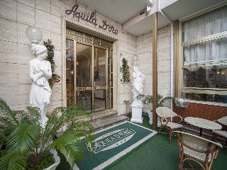 Imagen de la habitación del Hotel Aquila Doro Hotel. Foto 12