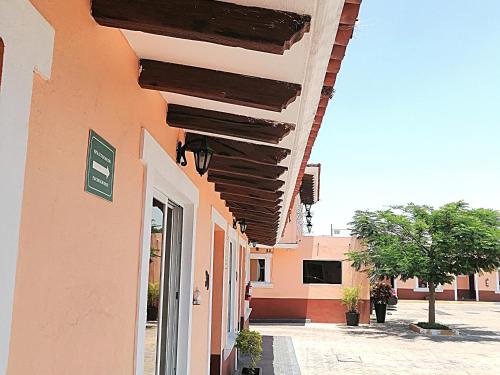 Imagen general del Hotel Aquiles. Foto 12