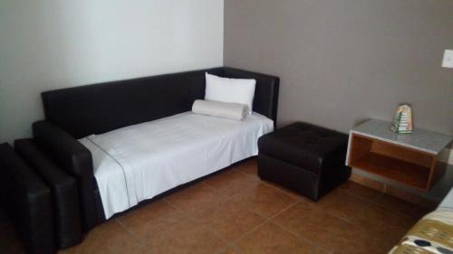 Imagen de la habitación del Hotel Aquiles. Foto 20