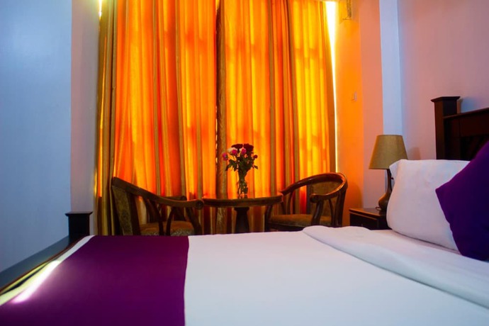 Imagen de la habitación del Hotel Aquiline. Foto 5
