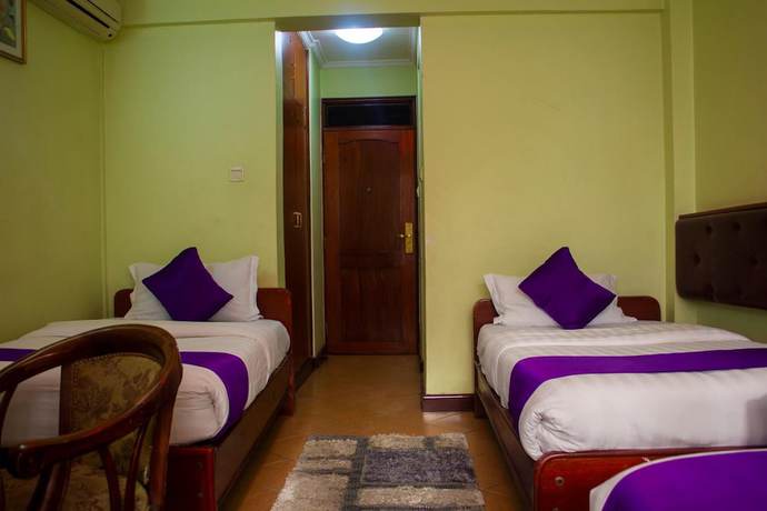 Imagen de la habitación del Hotel Aquiline. Foto 7