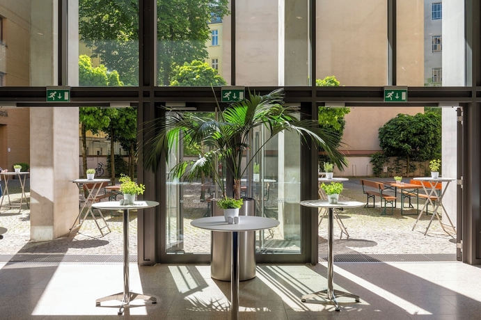 Imagen de los interiores del Hotel Aquino Berlin. Foto 15