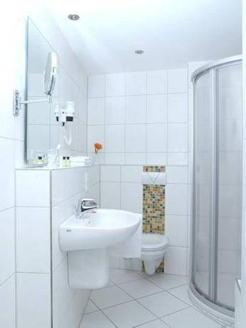 Imagen de la habitación del Hotel Aquis Grana City. Foto 6