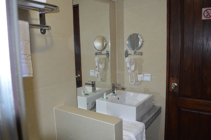 Imagen de la habitación del Hotel Aquzz Hotel & Spa. Foto 6