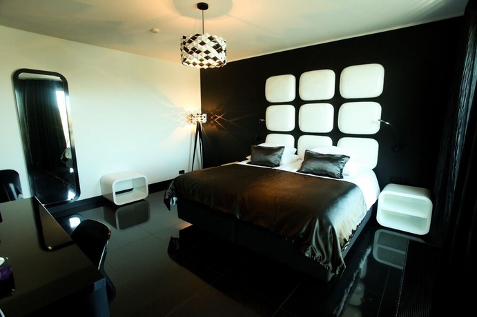 Imagen de la habitación del Hotel Aqva and Spa. Foto 10