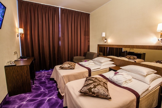 Imagen de la habitación del Hotel Aqva and Spa. Foto 13