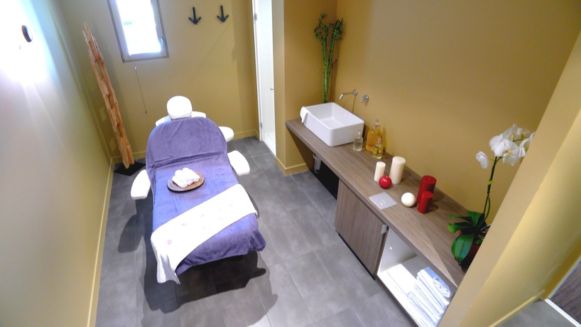 Imagen de los interiores del Hotel Ar Iniz. Foto 14