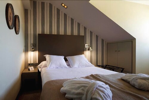 Imagen general del Hotel Ar Isabel De Farnesio. Foto 3