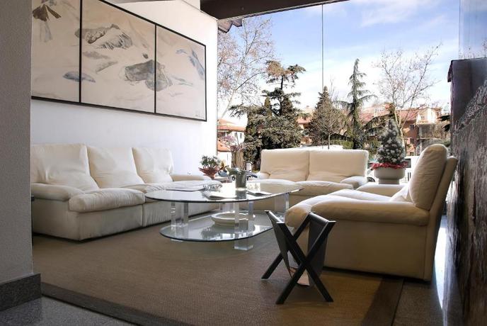 Imagen de los interiores del Hotel Ar Los Arcos. Foto 9