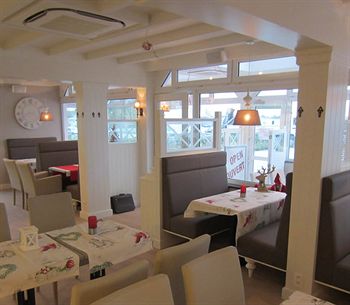 Imagen del bar/restaurante del Hotel Ara Dune. Foto 4