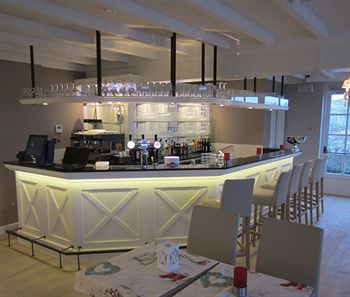 Imagen del bar/restaurante del Hotel Ara Dune. Foto 8