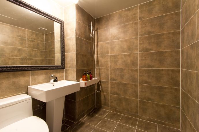 Imagen de la habitación del Hotel Ara. Foto 8