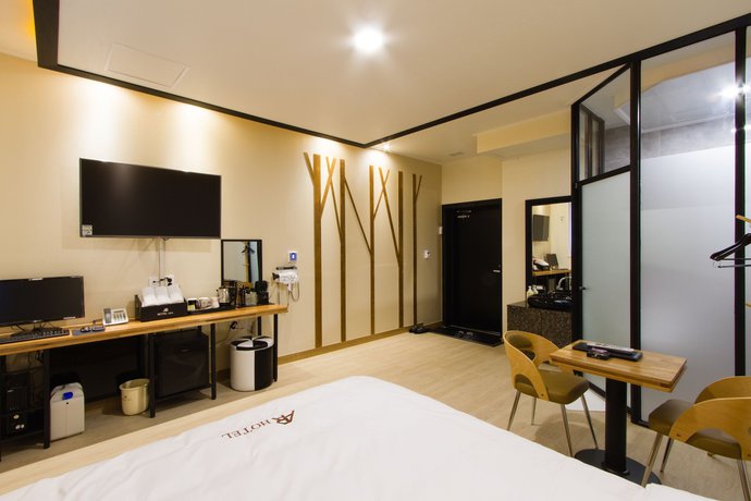 Imagen de la habitación del Hotel Ara. Foto 10