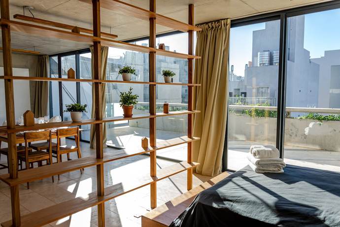 Imagen de la habitación del Hotel Ara Homes Buenos Aires. Foto 15