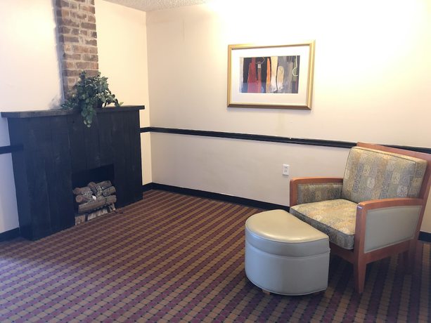 Imagen de la habitación del Hotel Araamda Inn Norcross. Foto 6