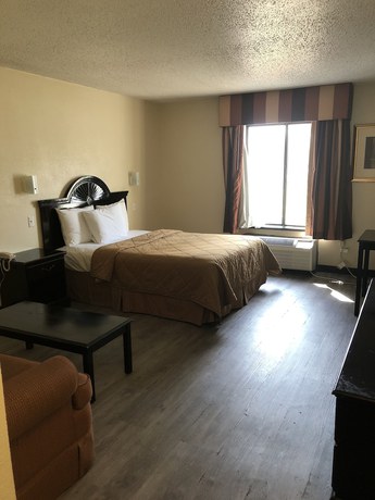 Imagen de la habitación del Hotel Araamda Inn Norcross. Foto 16